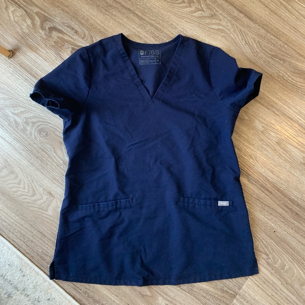 Womens Figs Casma Scrub Top size medium